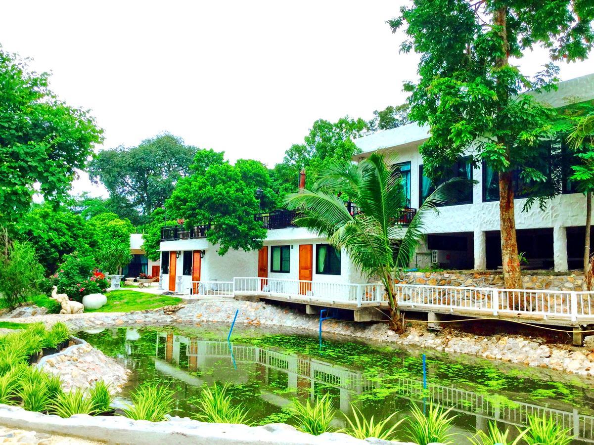 Silver Garden Resort Suan Phueng Exterior foto